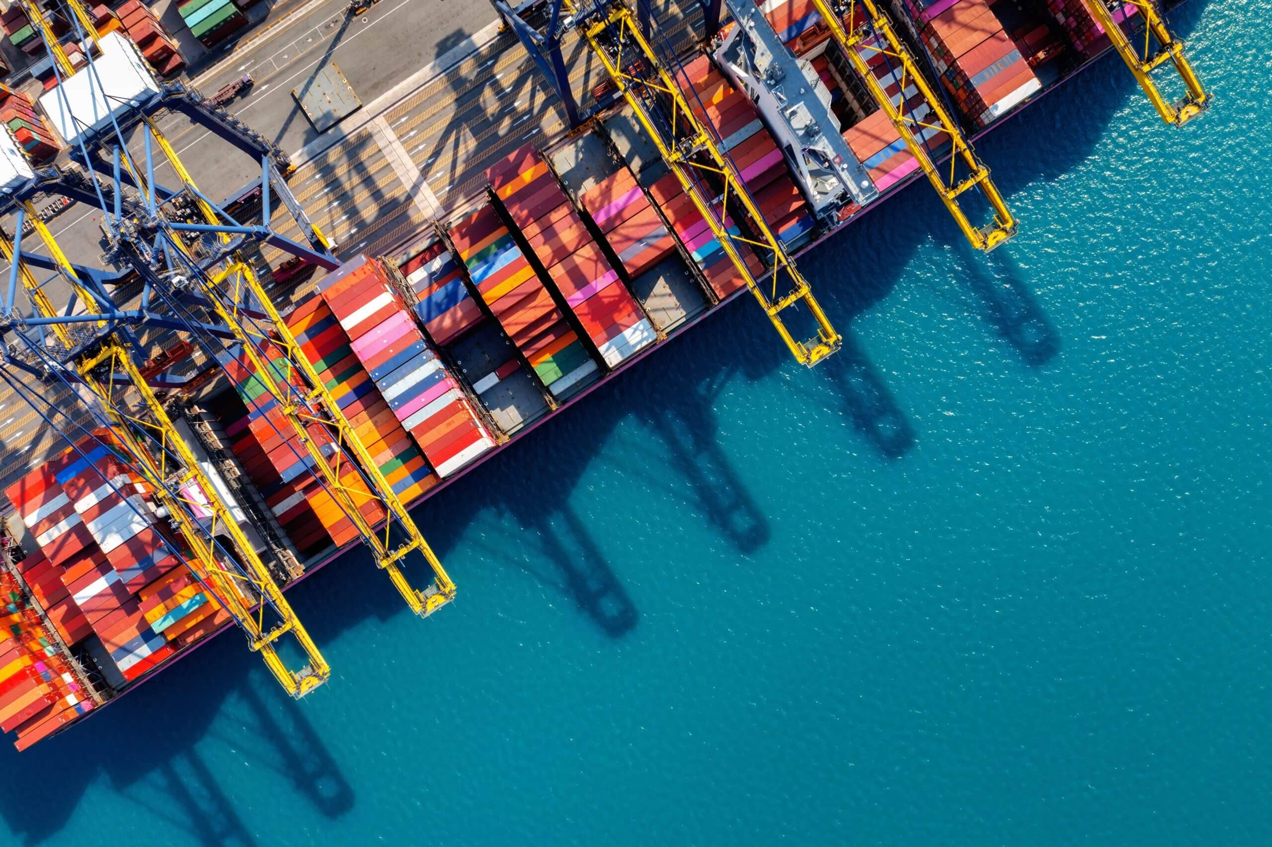 Maritime merchandise transport monitoring scaled